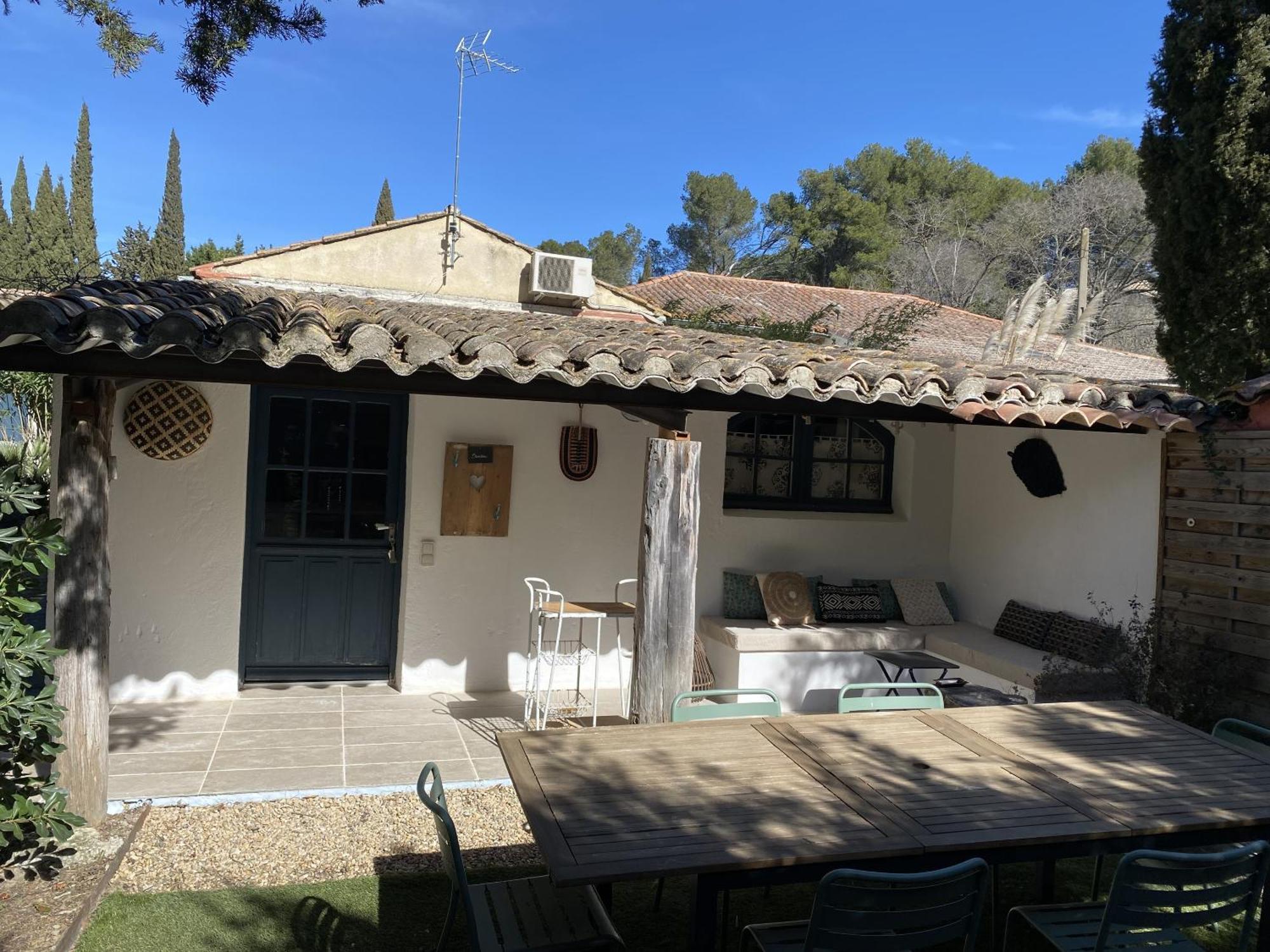 Mas La Pauline Gites De Charme & Roulotte Saint-Rémy-de-Provence Exterior photo